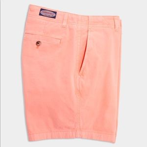 Vineyard Vines (Island Shorts, 7” Inseam, 30” Waist, Papaya Passion)